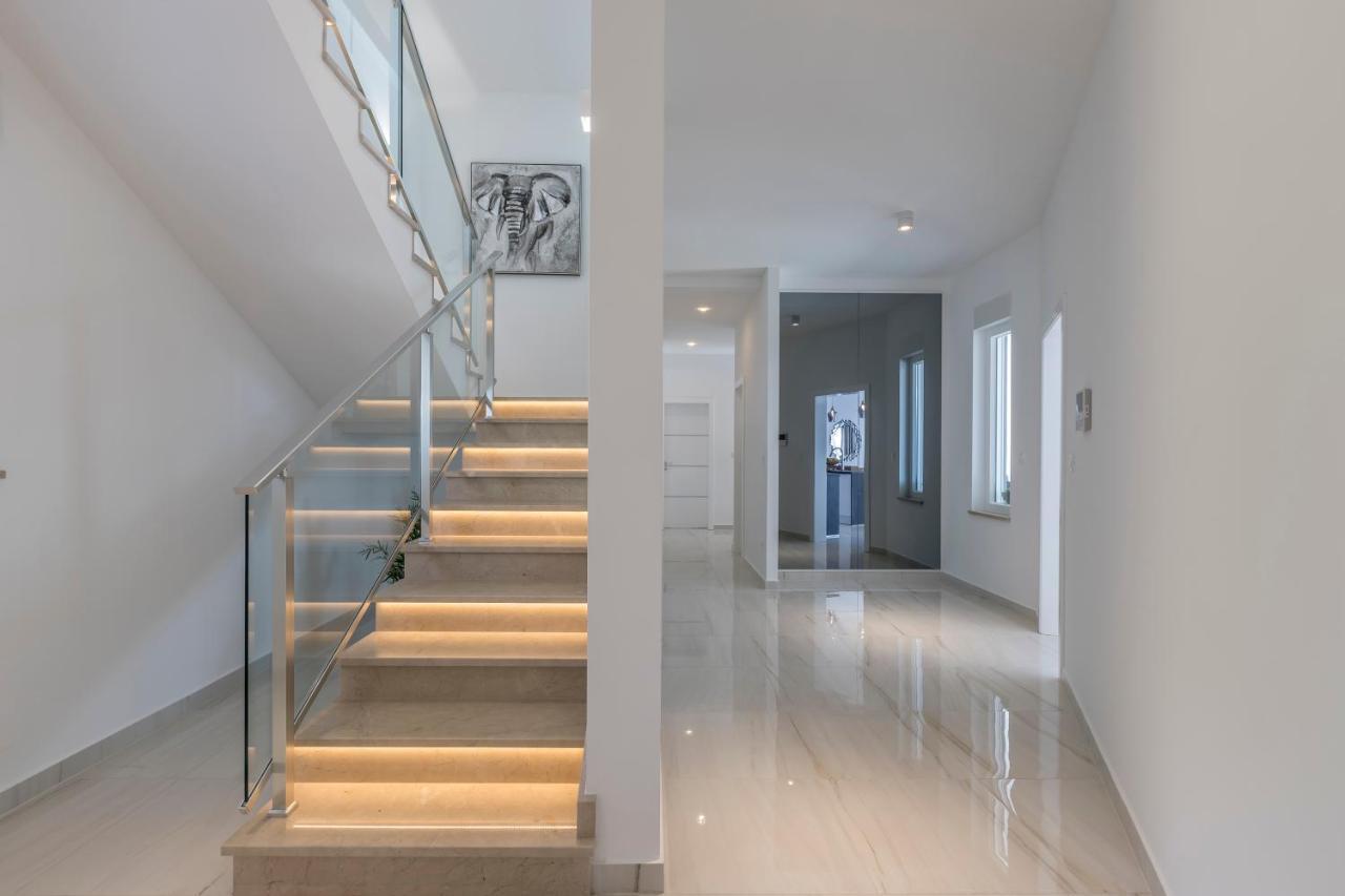 Luxurious Villa Meri Kastela Ngoại thất bức ảnh